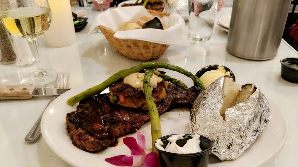 Henke Winery | restaurant | 3077 Harrison Ave, Cincinnati, OH 45211, USA | 5136629463 OR +1 513-662-9463