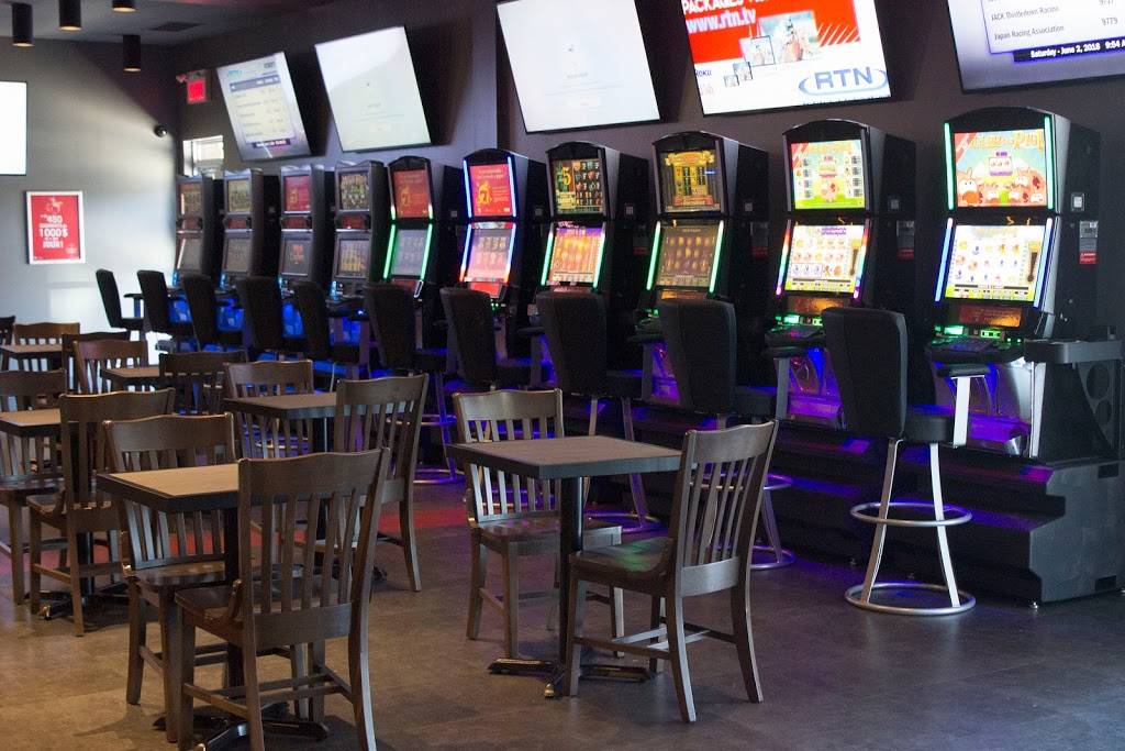 Jockey Taverne Racée | restaurant | 365 Avenue Dorval, Dorval, QC H9S 3H6, Canada | 5144220070 OR +1 514-422-0070