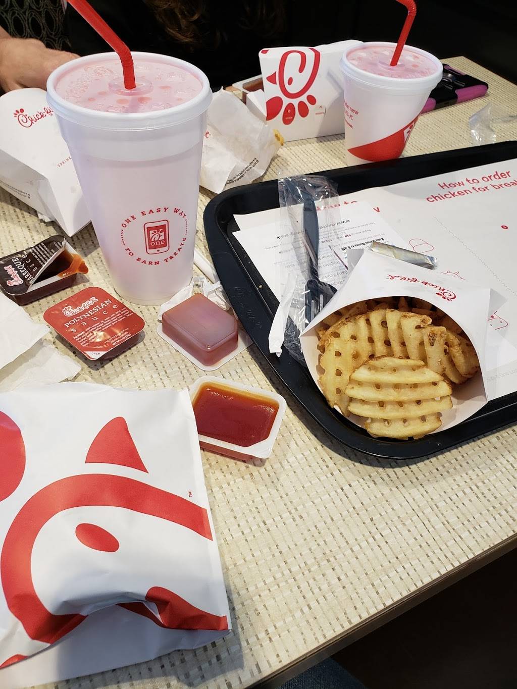 Chick-fil-A at Smith Crossroads | restaurant | 116 Wilkesboro Blvd SE, Lenoir, NC 28645, USA | 8289292449 OR +1 828-929-2449