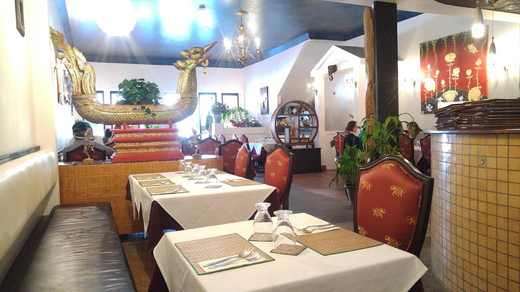 Thailandia | restaurant | 119 E Main St, Welland, ON L3B 3W5, Canada | 9057321234 OR +1 905-732-1234