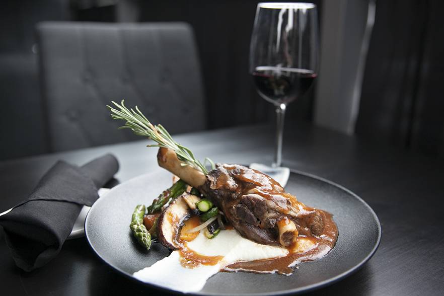 Restaurant LAparté | restaurant | 866 Rue Saint Pierre local 100, Terrebonne, QC J6W 1E5, Canada | 4504922239 OR +1 450-492-2239