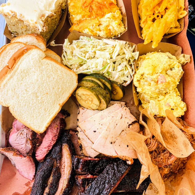 Botto’s BBQ | restaurant | 2204 NW Roosevelt St, Portland, OR 97210, USA | 9713345397 OR +1 971-334-5397