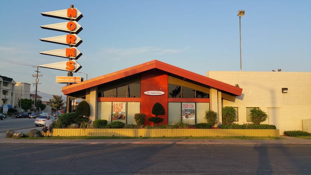 NORMS Restaurant | restaurant | 13640 Sherman Way, Van Nuys, CA 91405, USA | 8187805060 OR +1 818-780-5060