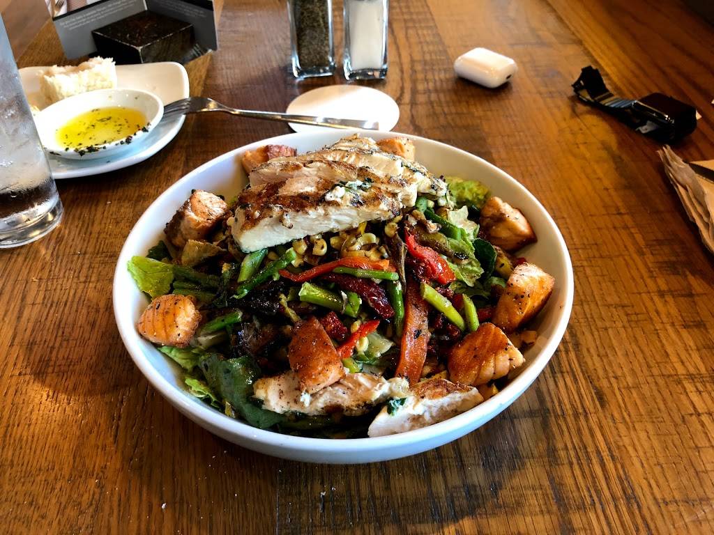 California Pizza Kitchen at South Bay Galleria | restaurant | 1815 Hawthorne Blvd, Redondo Beach, CA 90278, USA | 3103709931 OR +1 310-370-9931