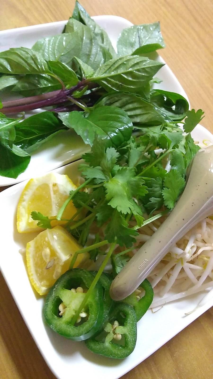 Vietsub & Pho | restaurant | 918 W Southmore Ave suite 110, Pasadena, TX 77502, USA | 3462044848 OR +1 346-204-4848