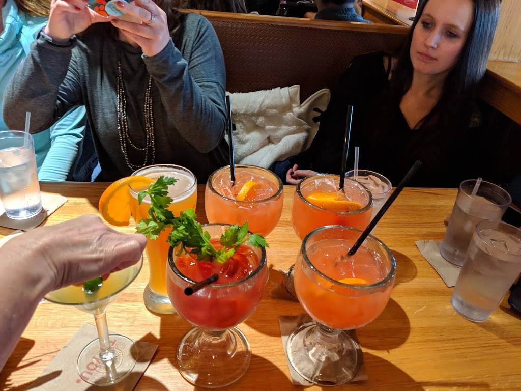 Applebees Grill + Bar | restaurant | 4929 E Pickard Rd, Mt Pleasant, MI 48858, USA | 9897792766 OR +1 989-779-2766