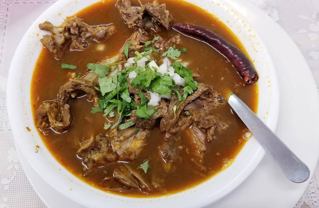 Birrieria El Chalan | restaurant | 4516 S 24th St, Omaha, NE 68107, USA | 4027342488 OR +1 402-734-2488