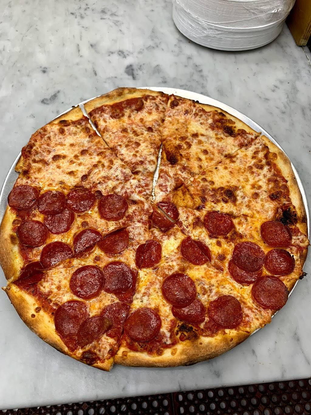 Franks Trattoria | restaurant | 371 1st Avenue, New York, NY 10010, USA | 2126777141 OR +1 212-677-7141