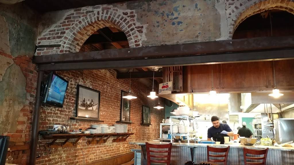 Goin Coastal | restaurant | 125 W Main St, Canton, GA 30114, USA | 7704793737 OR +1 770-479-3737