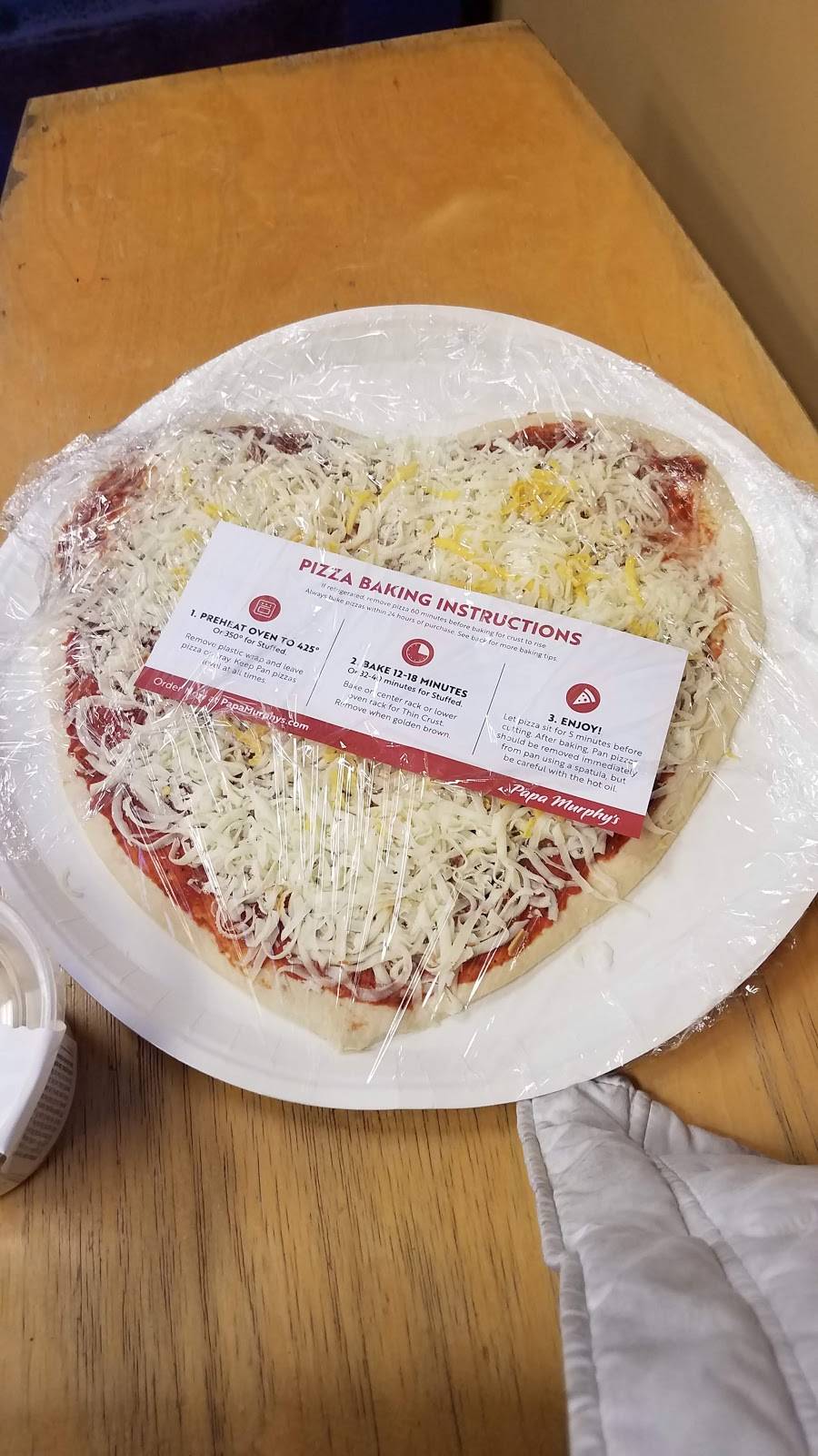 Papa Murphys Take N Bake Pizza | meal takeaway | 710 Janesville St, Oregon, WI 53575, USA | 6088350883 OR +1 608-835-0883