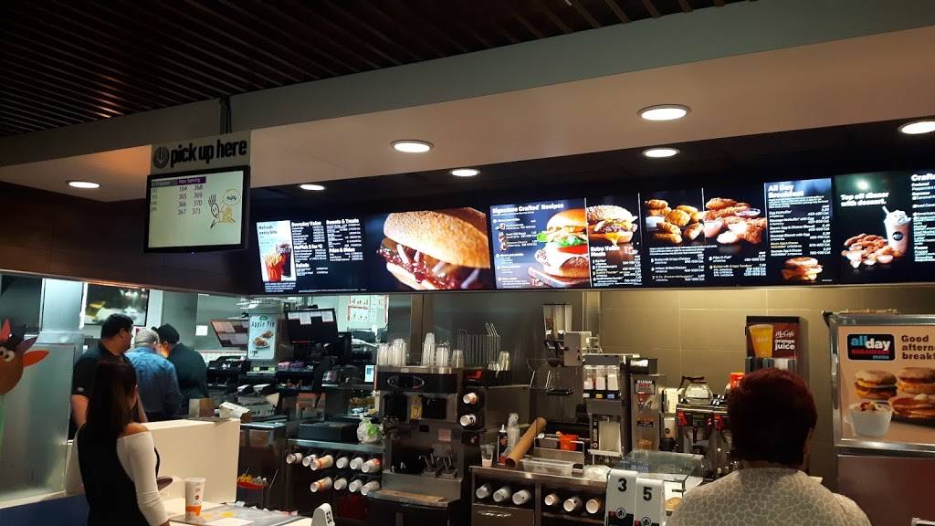 McDonalds | cafe | 8279 Champions Gate Blvd, Championsgate, FL 33896, USA | 4073962440 OR +1 407-396-2440