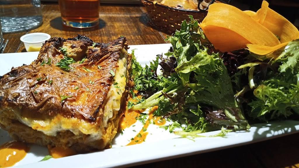 Bistro de Quartier - Lamifa | restaurant | 3976 Rue Ontario E, Montréal, QC H1W 1S9, Canada | 5143738239 OR +1 514-373-8239