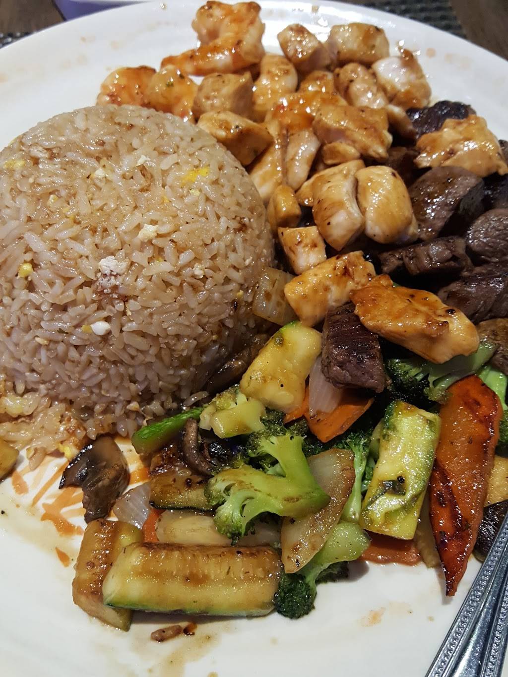 Taku Japanese Steakhouse | restaurant | 1540 E Blvd St, Kokomo, IN 46902, USA | 7654504166 OR +1 765-450-4166