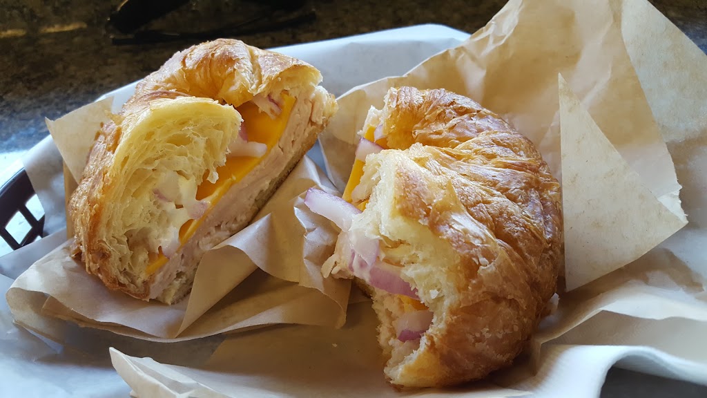 Castellis Deli Cafe | restaurant | 6965 Hwy 9, Felton, CA 95018, USA | 8313351000 OR +1 831-335-1000