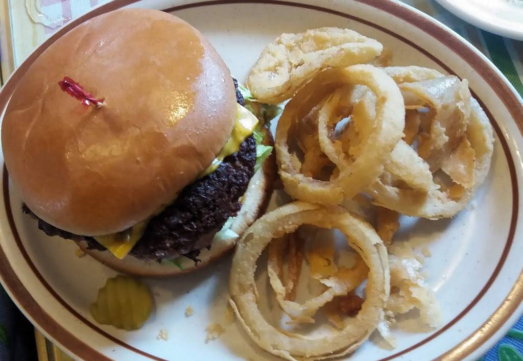 Wauchula Family Restaurant | restaurant | 502 S 6th Ave, Wauchula, FL 33873, USA | 8637670560 OR +1 863-767-0560