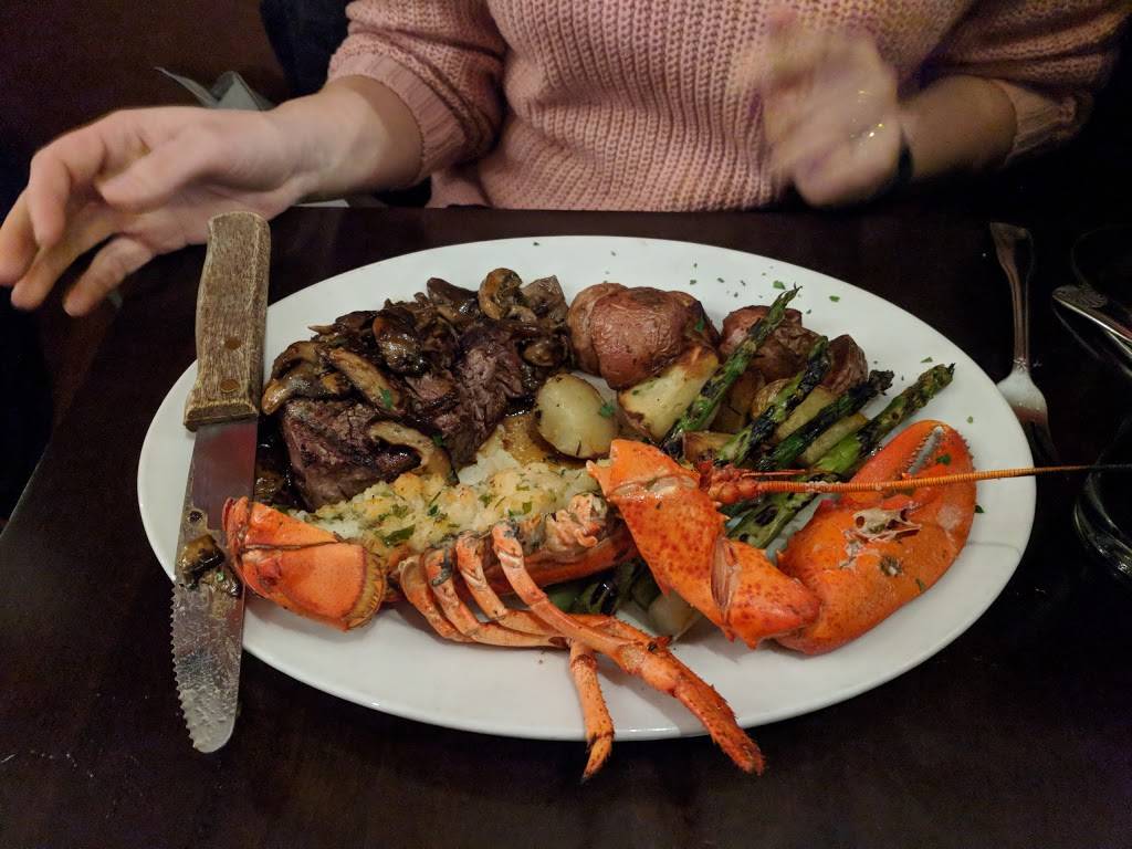 MOXIE Food + Drink | restaurant | 501 E Silver Spring Dr, Whitefish Bay, WI 53217, USA | 4142048980 OR +1 414-204-8980