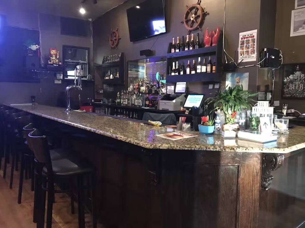 Boiling SOHO | restaurant | 758 State St, New Haven, CT 06511, USA | 2036916215 OR +1 203-691-6215