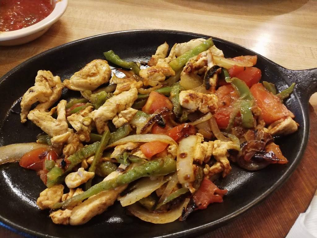 Tequila Mexican Restaurant | restaurant | 700 Chester Center, Chester, IL 62233, USA | 6188261343 OR +1 618-826-1343