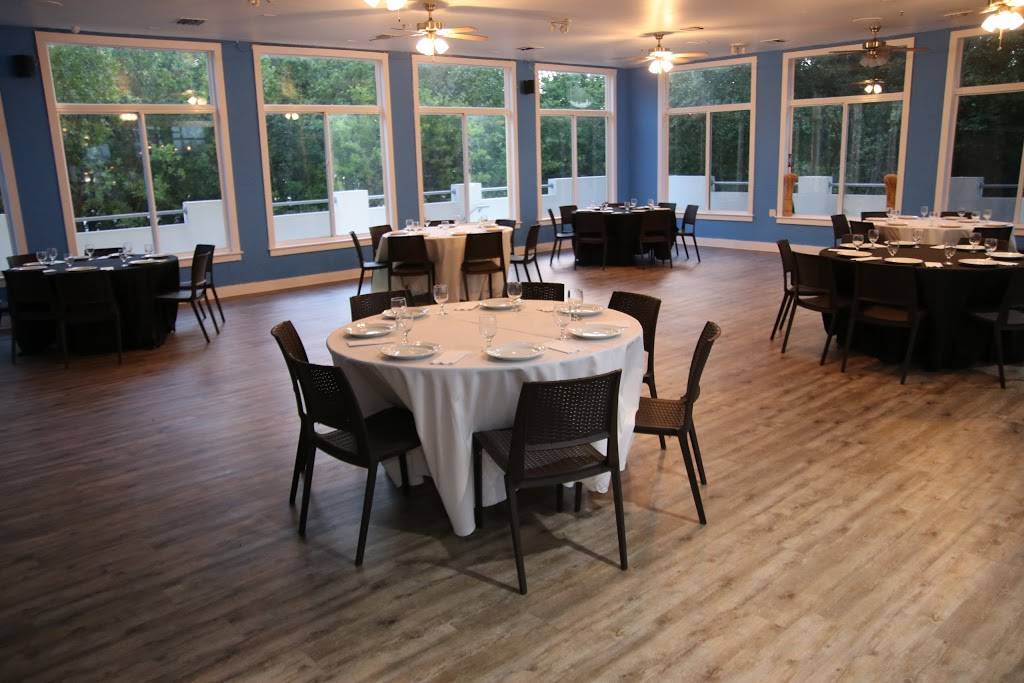 Whiskey Joes | restaurant | 3301 Rickenbacker Causeway, Key Biscayne, FL 33149, USA | 3054236590 OR +1 305-423-6590