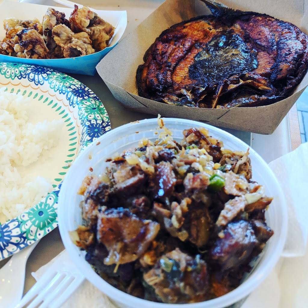 Lech Go Restaurant & Bakery | restaurant | 23 St Francis Square, Daly City, CA 94015, USA | 6507565542 OR +1 650-756-5542