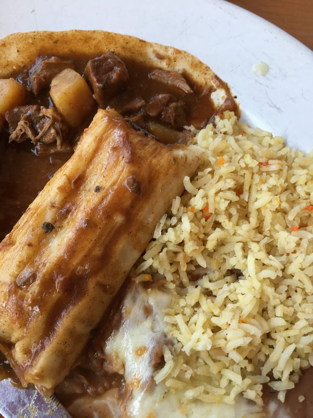 Antonios | restaurant | 7470 Melrose Ave, Los Angeles, CA 90046, USA | 3236589060 OR +1 323-658-9060