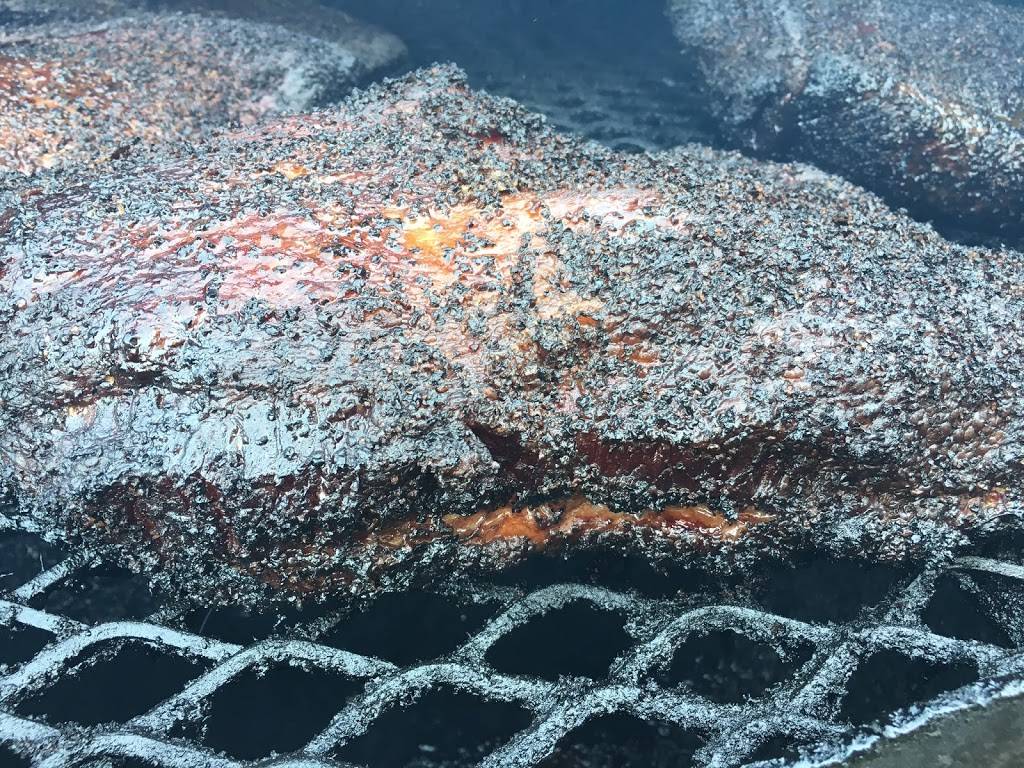 Louies BBQ | restaurant | Buda, TX, USA | 5126492727 OR +1 512-649-2727
