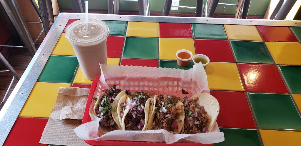 Amelias Taqueria | restaurant | 309 Huntington Ave, Boston, MA 02115, USA | 6172660040 OR +1 617-266-0040