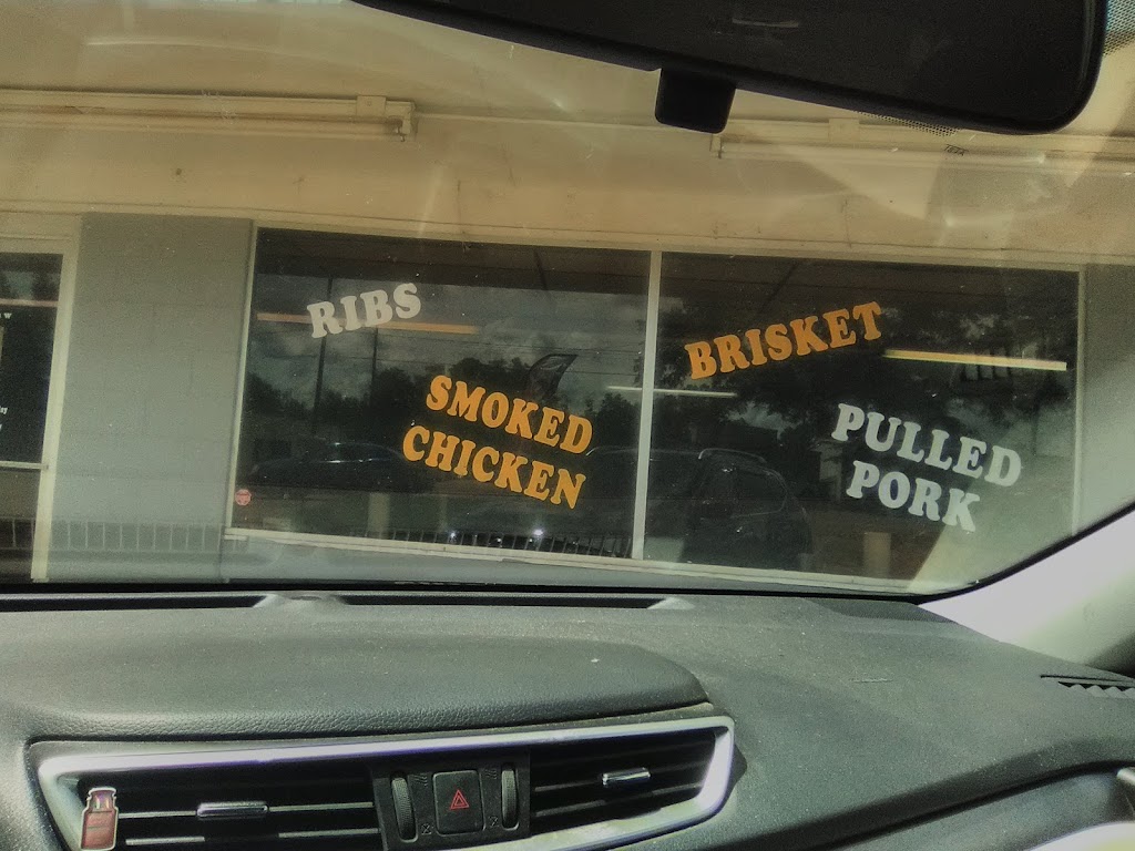 Frenchies On the Go BBQ | restaurant | 230 MS-12, Kosciusko, MS 39090, USA | 6622899940 OR +1 662-289-9940