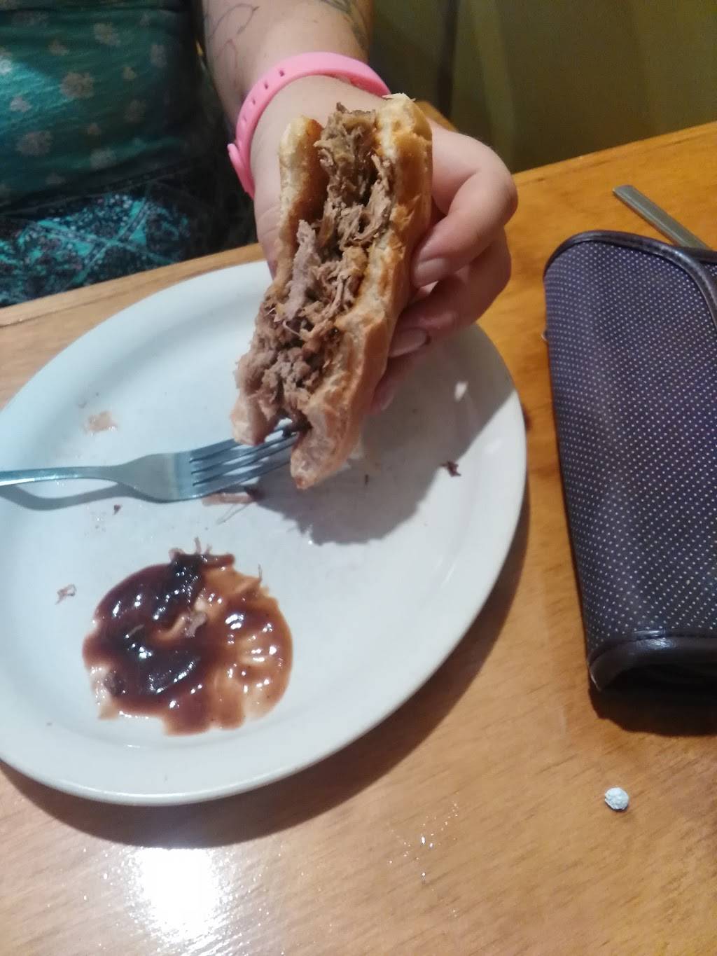 Ritchies Backyard BBQ | restaurant | 577 S W St, Piketon, OH 45661, USA | 7404436303 OR +1 740-443-6303