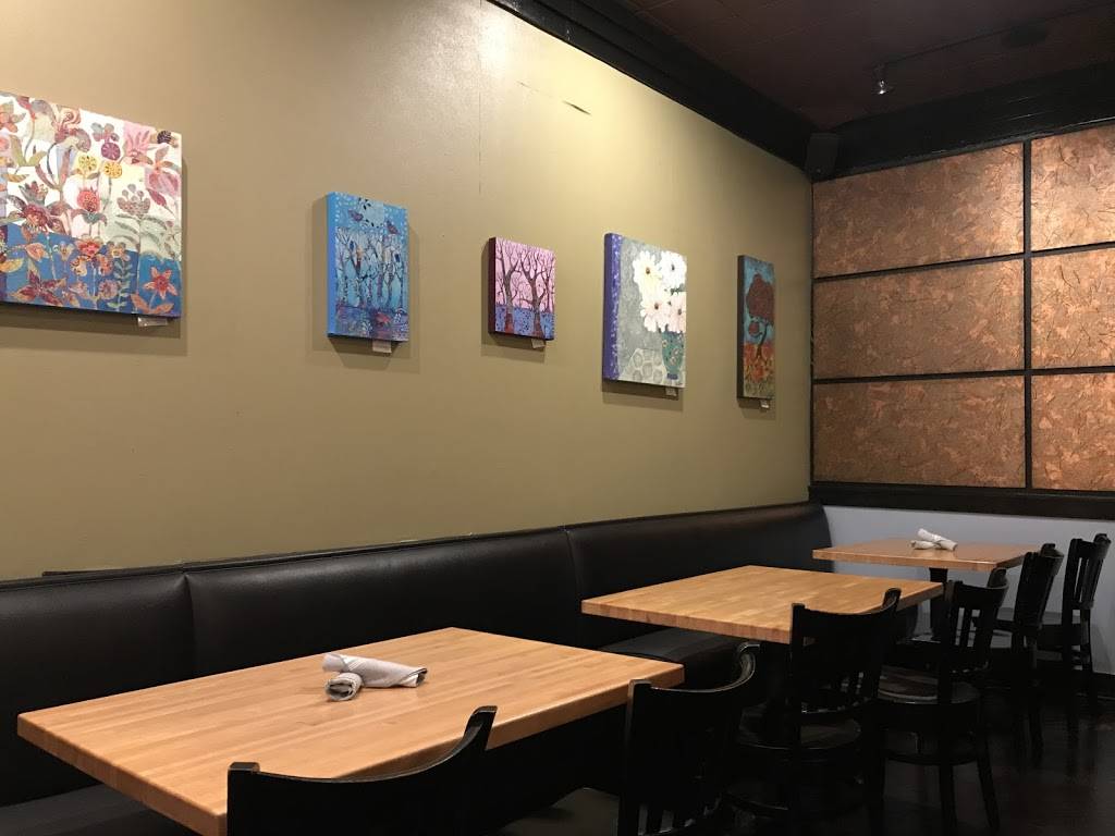 The Nine Thai Sushi | restaurant | 121 Union Ave, Memphis, TN 38103, USA | 9012088347 OR +1 901-208-8347