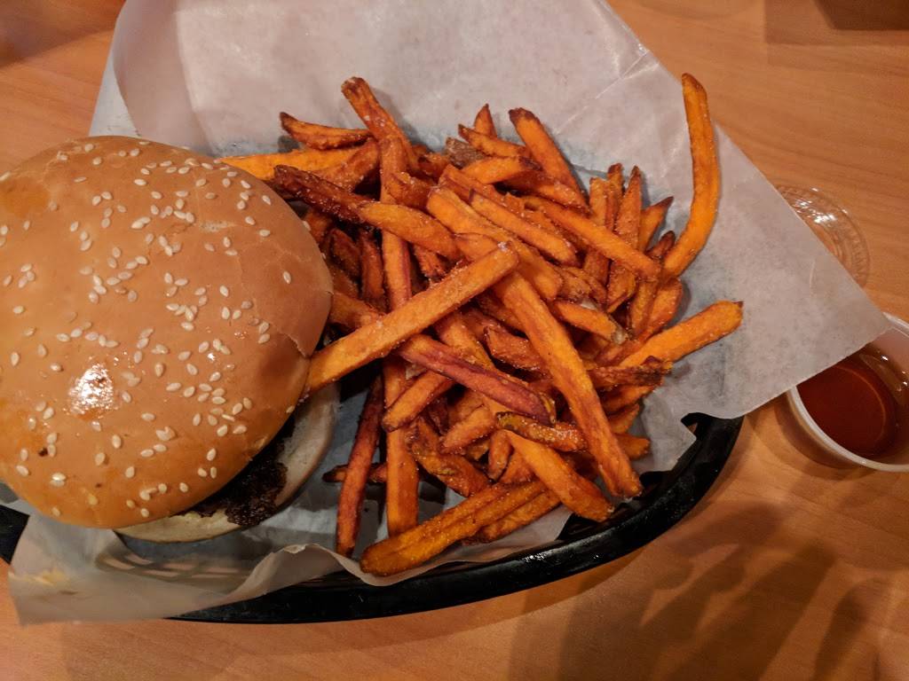 Bunz Burgerz | restaurant | 969 1/2 Baxter Ave, Louisville, KY 40204, USA | 5026321132 OR +1 502-632-1132