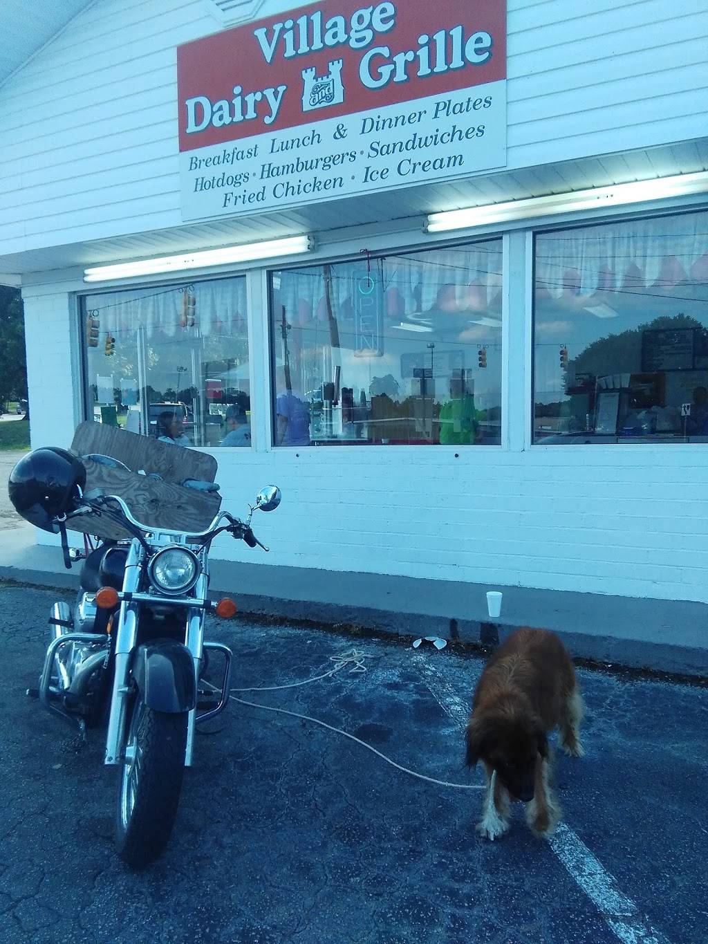 Village Dairy Bar & Grill | restaurant | 701 N Bickett Blvd, Louisburg, NC 27549, USA | 9194965700 OR +1 919-496-5700