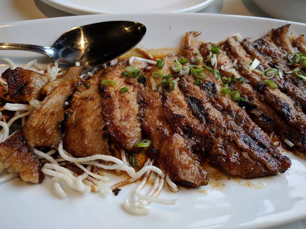 Tao Northern Chinese Cuisine | restaurant | 220 Laird Dr, East York, ON M4G 3X2, Canada | 4164213888 OR +1 416-421-3888