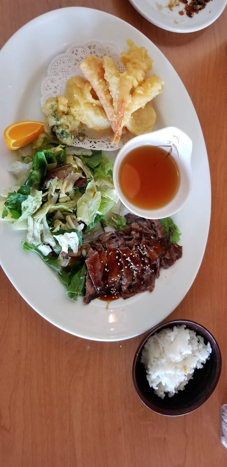 Full Moon Sushi | restaurant | 498 E First St, Tustin, CA 92780, USA | 7145080312 OR +1 714-508-0312