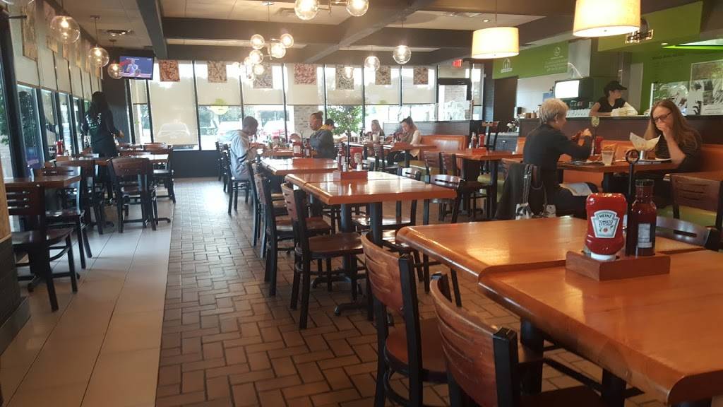 Liberty Burger | restaurant | 5211 Forest Ln, Dallas, TX 75244, USA | 9722392100 OR +1 972-239-2100