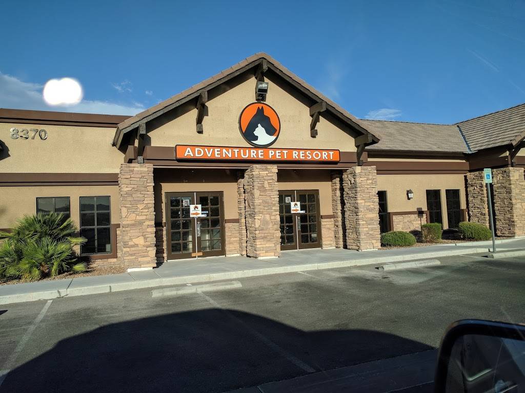 Dirt Dog | restaurant | 8390 S Rainbow Blvd #100, Las Vegas, NV 89139, USA | 7025504682 OR +1 702-550-4682