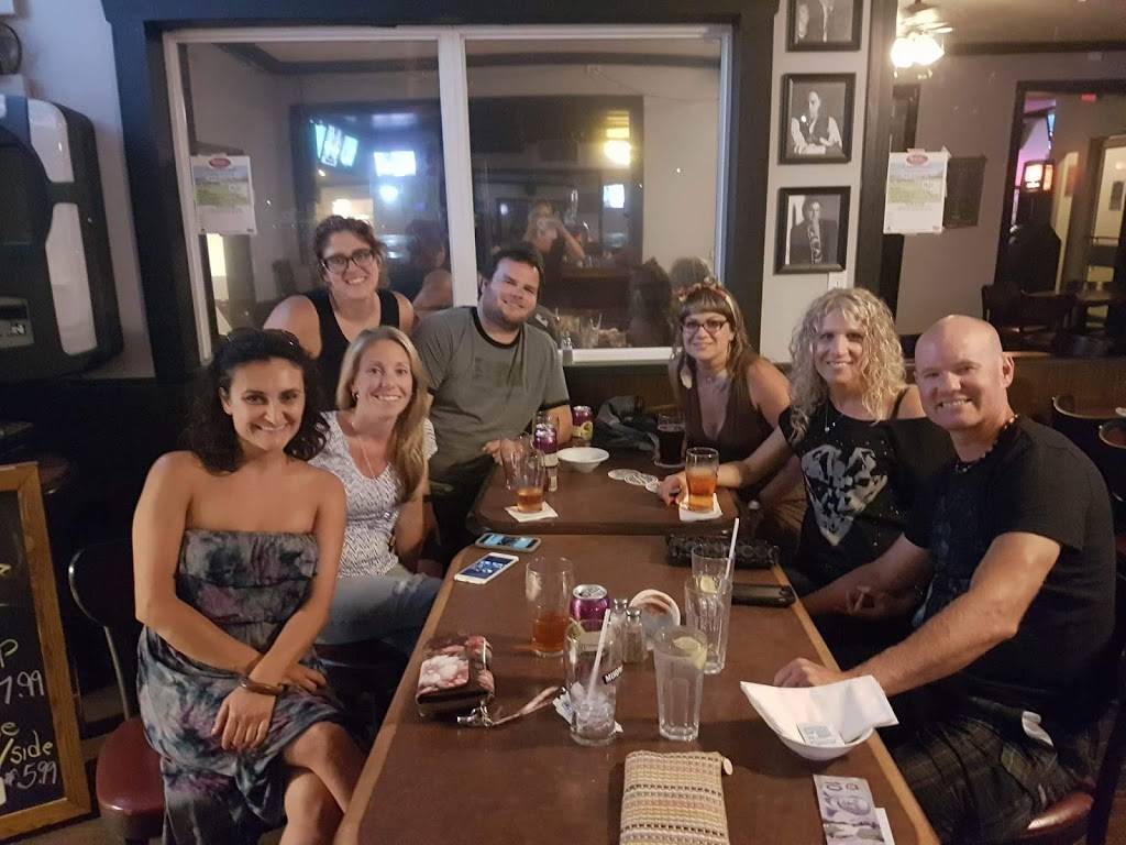 Lotos Sports Bar And Grill | restaurant | 275 Barton St, Stoney Creek, ON L8E 2K4, Canada | 9056627554 OR +1 905-662-7554