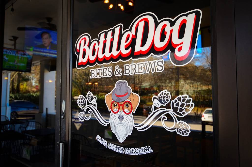 BottleDog Bites & Brews | restaurant | 8306 Chapel Hill Rd, Cary, NC 27513, USA | 9196945377 OR +1 919-694-5377