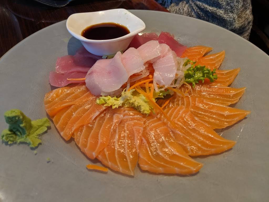 Bluefin Sushi | restaurant | 861 NW 51st St, Boca Raton, FL 33431, USA | 5619818986 OR +1 561-981-8986