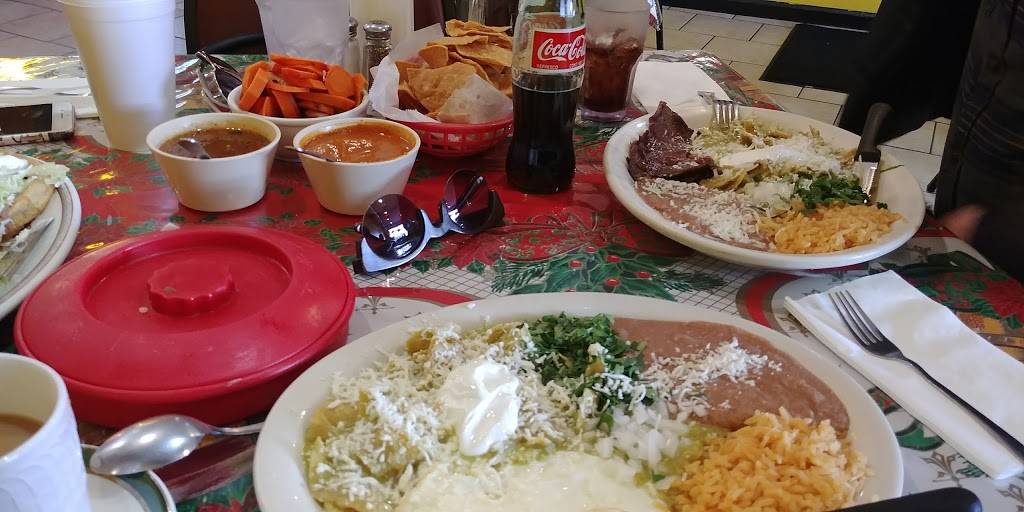 Antojitos Dona Maria | restaurant | 6121 S Archer Rd, Summit, IL 60501, USA | 7089245167 OR +1 708-924-5167