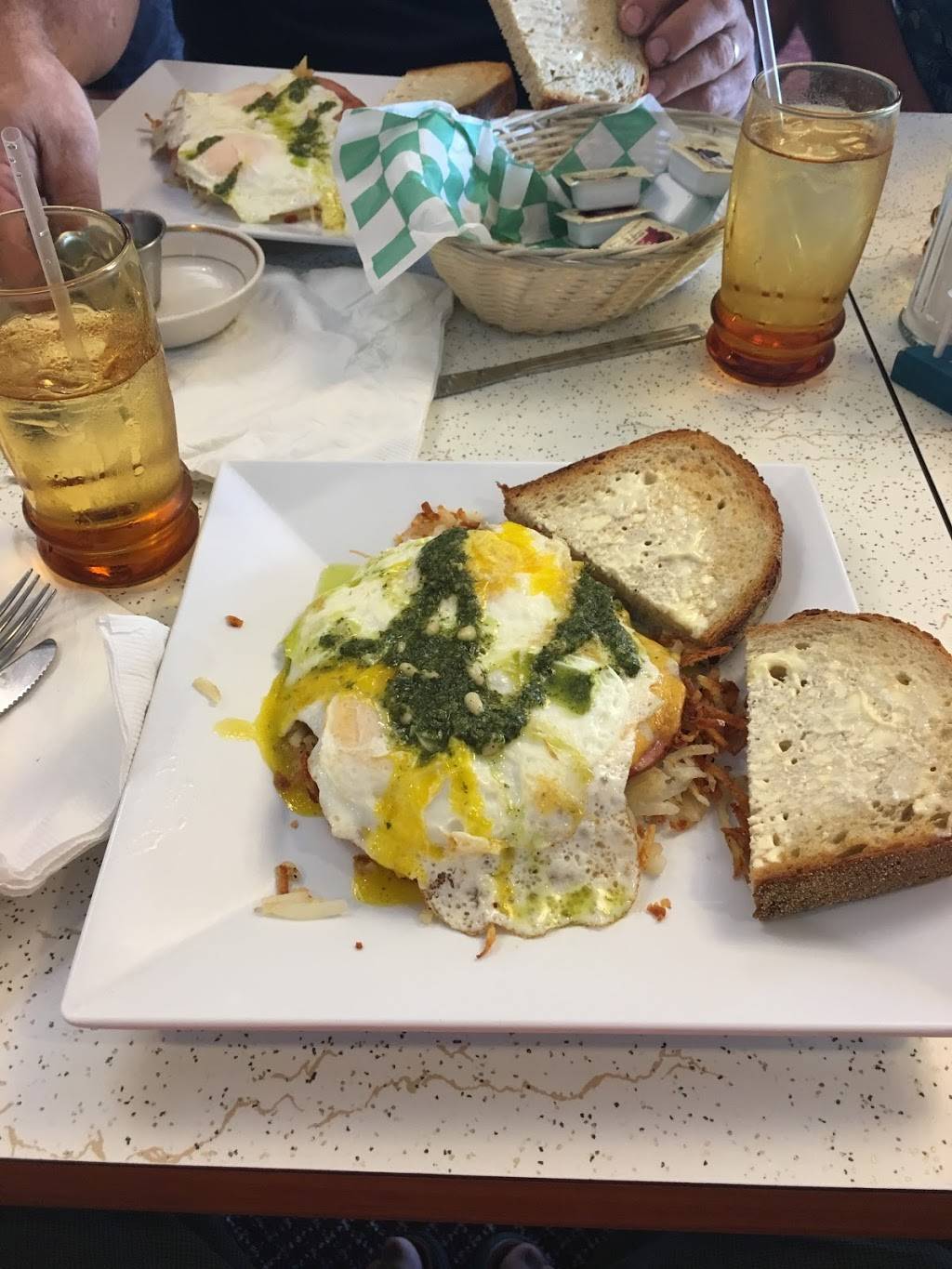 Surfside West Diner | restaurant | 5308 New Jersey Ave, Wildwood, NJ 08260, USA | 6095223392 OR +1 609-522-3392