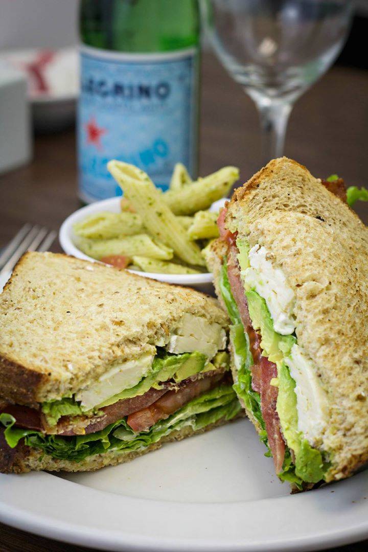 Famous Toastery | restaurant | 9928 Chapel Hill Rd, Morrisville, NC 27560, USA | 9192341860 OR +1 919-234-1860