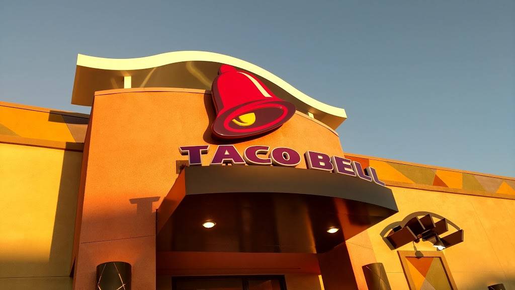 Taco Bell | meal takeaway | 7480 Edinger Ave, Huntington Beach, CA 92647, USA | 7148477463 OR +1 714-847-7463