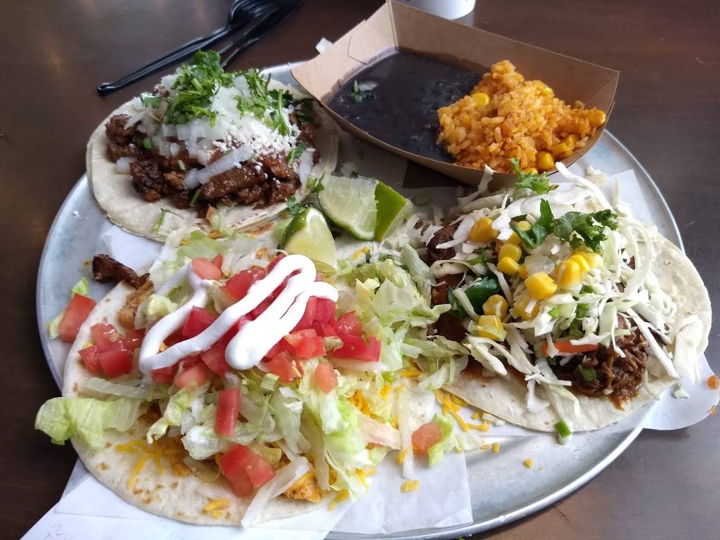 Taqueria El Jefe | restaurant | 11200 W Burleigh St, Wauwatosa, WI 53222, USA | 4148376295 OR +1 414-837-6295