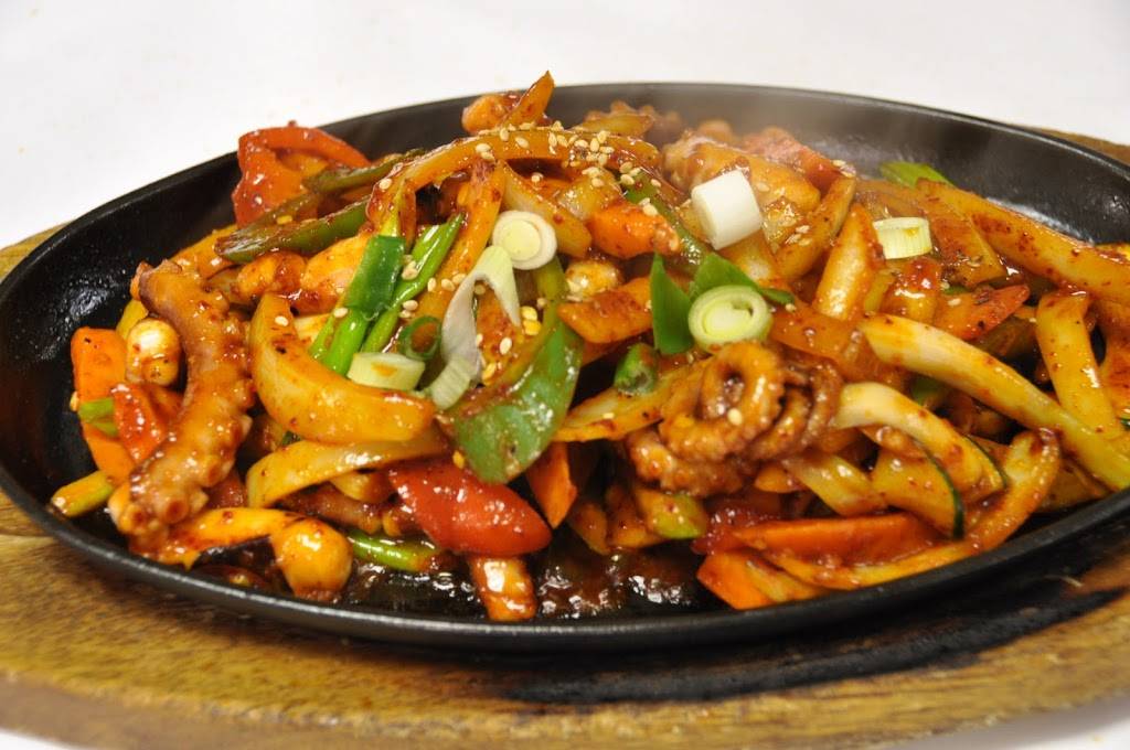 Seoul Garden | restaurant | 9446 Long Point Rd, Houston, TX 77055, USA | 7139359696 OR +1 713-935-9696