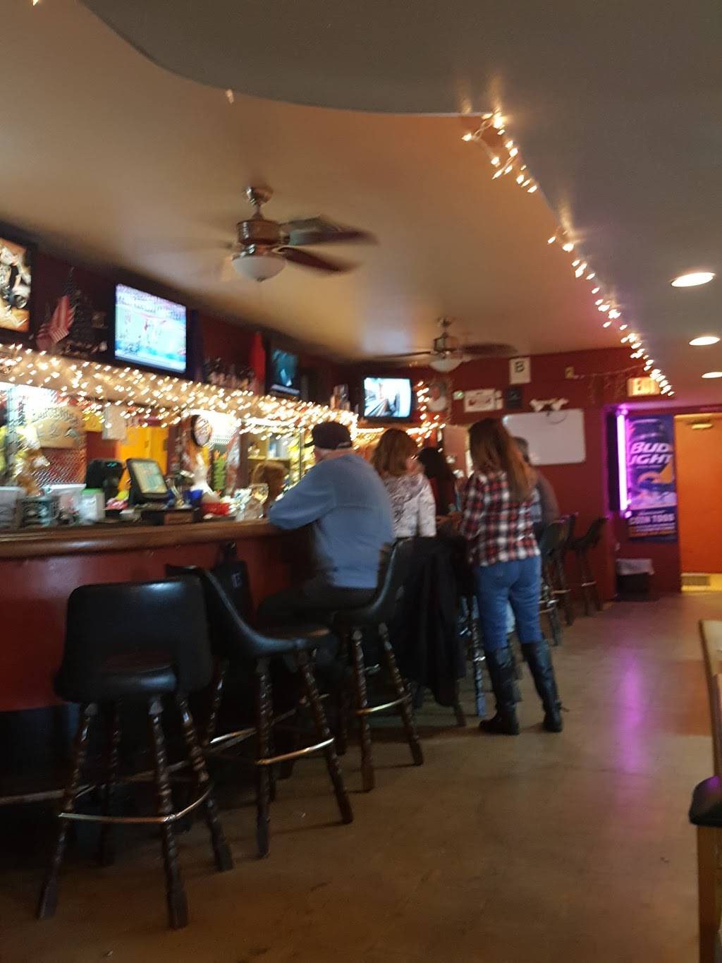 CasaRoma | restaurant | 320 W Ave J 2, Lancaster, CA 93534, USA | 6619455357 OR +1 661-945-5357