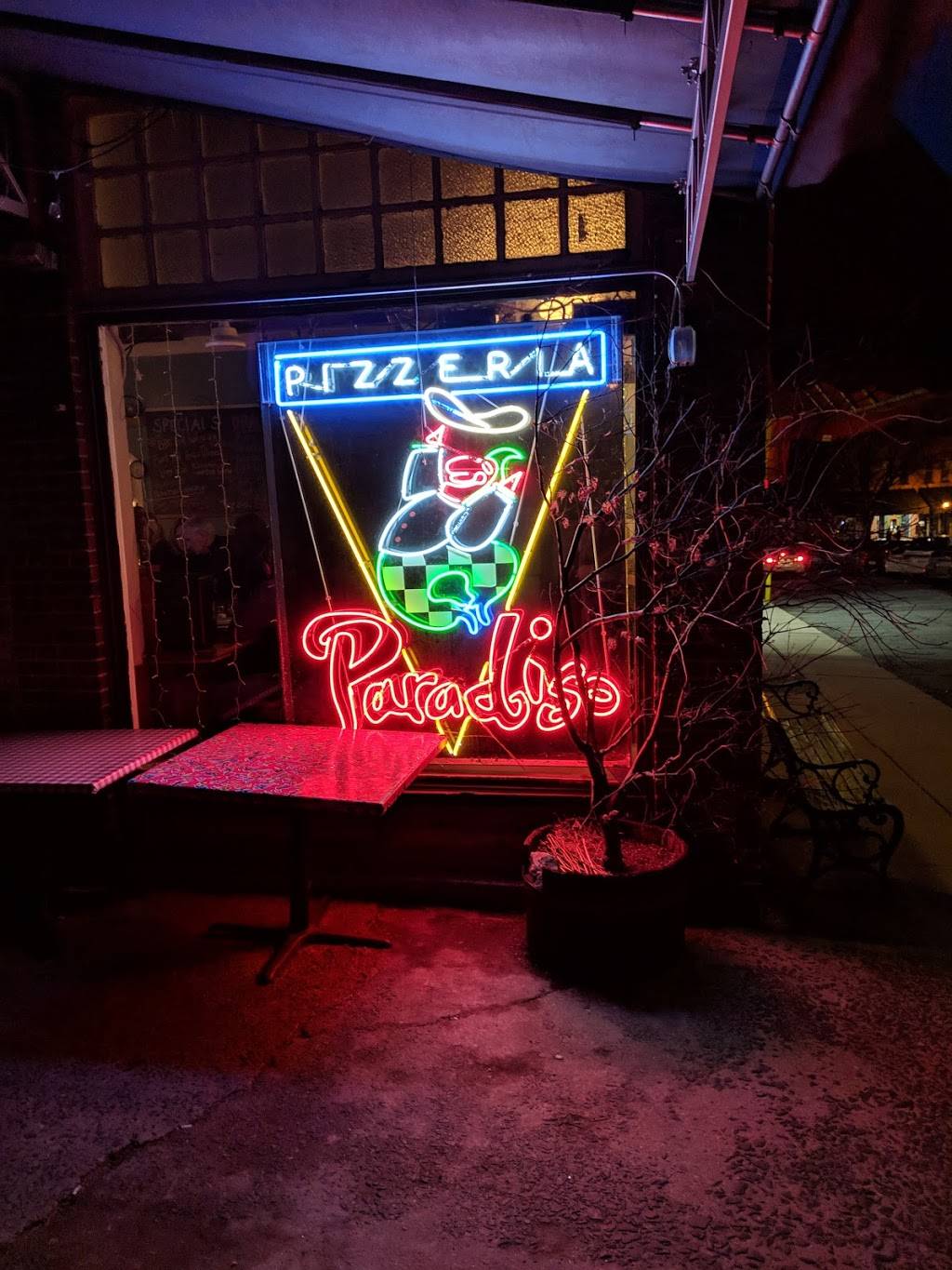 Pizzeria Paradiso | restaurant | 12 Crafts Ave, Northampton, MA 01060, USA | 4135861468 OR +1 413-586-1468