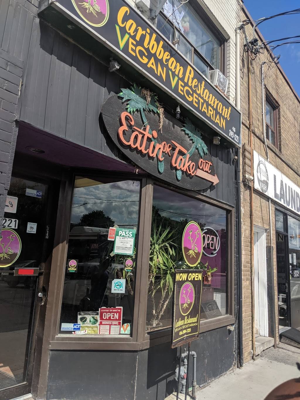 Vs Caribbean Restaurant | restaurant | 1221 Weston Rd, York, ON M6M 4P7, Canada | 4162491221 OR +1 416-249-1221