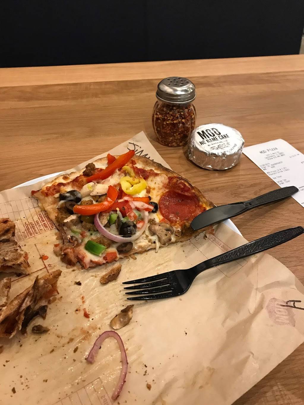 MOD Pizza | restaurant | 1370 E Main St, Carbondale, IL 62901, USA | 6184404803 OR +1 618-440-4803