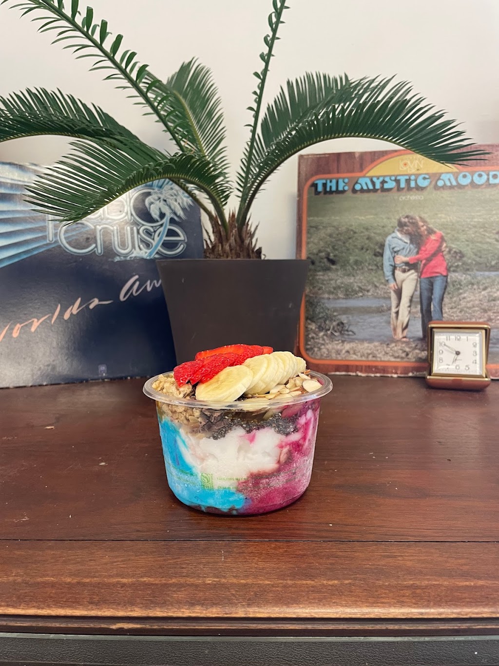 Bear Fruit Bowls and Coffee | restaurant | 13440 Perdido Key Dr, Pensacola, FL 32507, USA | 8509720469 OR +1 850-972-0469